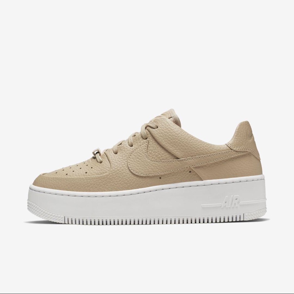 Nike Air Force 1 Sage Low 2